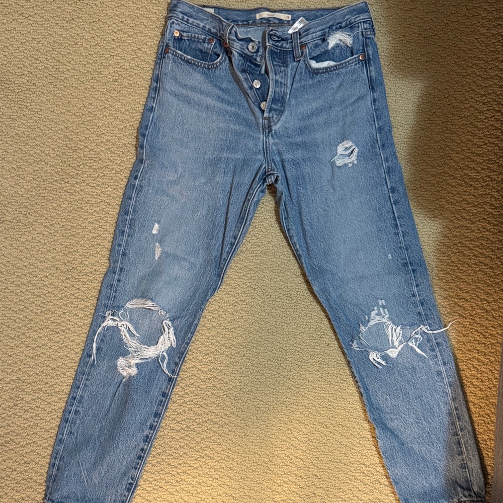 Levi’s wedgie straight fit .. ankle